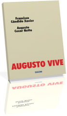 Familia (Em Portugues do Brasil): Francisco Candido Xavier - por espiritos  diversos: 9788594663320: : Books